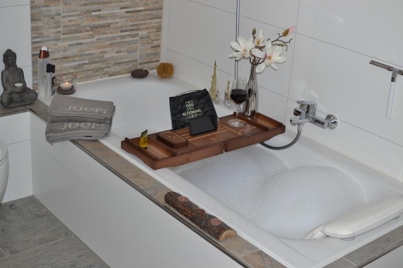 5 Sterne Apartment Auszeit Wilhelmsdorf Екстериор снимка